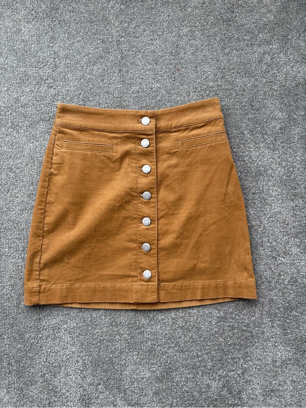 Aritzia Wilfred free corduroy skirt